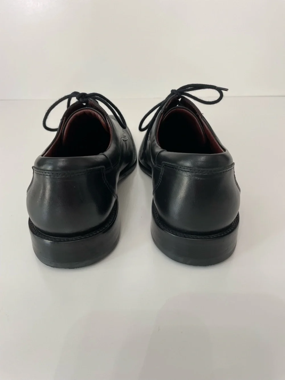 Johnston & Murphy classic black